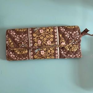 Vera Bradley big clutch wallet retired pattern